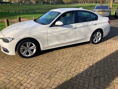 Used BMW 320 Sport Line 2016 White Sedan