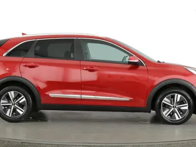 Used Kia Niro 2022 Red SUV