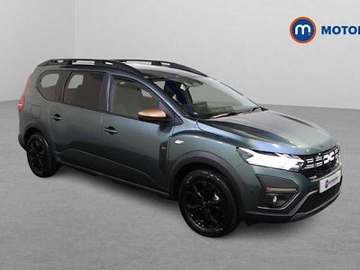 Used Dacia Jogger Extreme 141 HP (103 kW) 2025 Green MPV