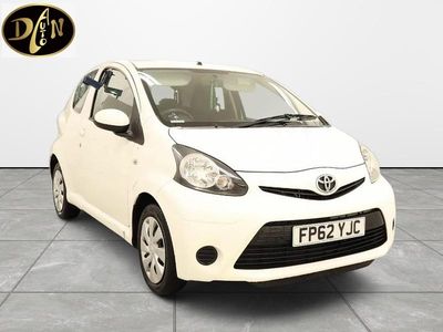 Used Toyota Aygo 2012 White Hatchback