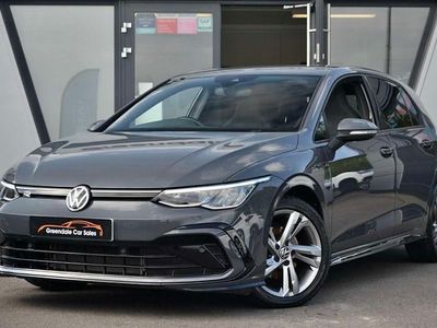 Begagnad VW Golf VIII R-line 131 HK (96 kW) 2023 Grå Halvkombi