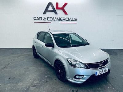 Used Kia Ceed 113 HP (83 kW) 2012 Silver Hatchback