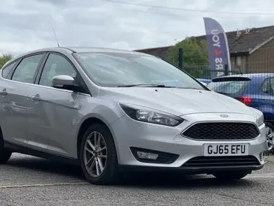Used Ford Focus Zetec 120 HP (88 kW) 2015 Silver Hatchback