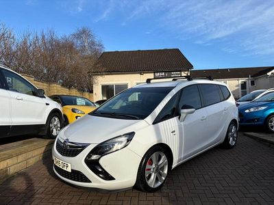 Used Vauxhall Zafira Tourer SRi 170 HP (125 kW) 2015 White MPV