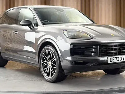 Used Porsche Cayenne 354 HP (260 kW) 2023 Grey SUV