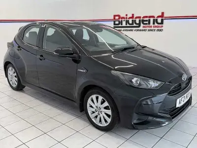 Used Toyota Yaris 120 HP (88 kW) 2021 Black Hatchback