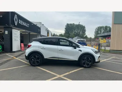 Usado Renault Captur Engineered 142 CV (104 kW) 2023 Blanco SUV