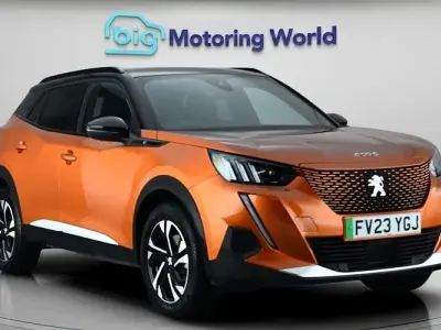 Used Peugeot e-2008 GT 100 kW (136 HP) 2023 Orange SUV