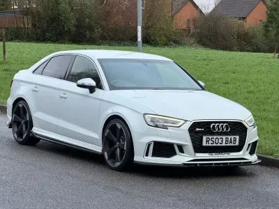 Używany Audi RS3 Premium 400 KM (294 kW) 2019 Biały Sedan/Limuzyna