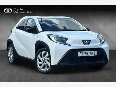 Used Toyota Aygo X PURE 72 HP (52 kW) 2025 White SUV