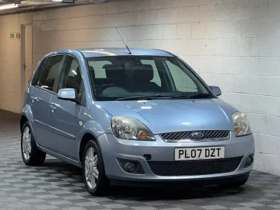 Used Ford Fiesta Ghia 80 HP (58 kW) 2007 Blue Hatchback