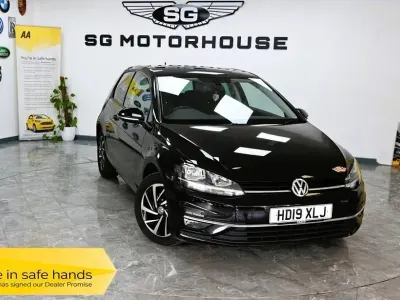 Second-hand VW Golf VII Match 150 CP (110 kW) 2019 Negru Hatchback