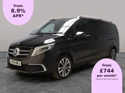 Mercedes V220
