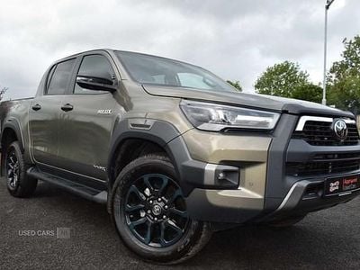 Used Toyota HiLux 204 HP (150 kW) 2025 Bronze Pickup