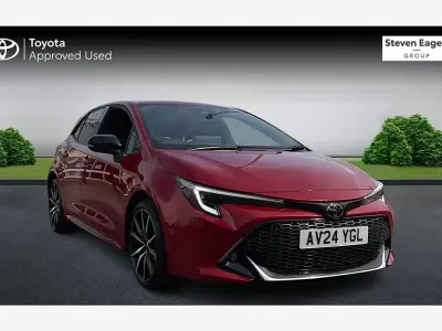 Used Toyota Corolla Sport 140 HP (102 kW) 2024 Red Hatchback