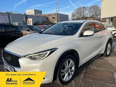 White Used 2017 Infiniti Q30 Hatchback | £6,975 (Fair price)