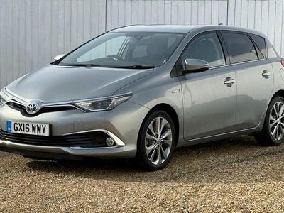 Used Toyota Auris Hybrid 136 HP (100 kW) 2016