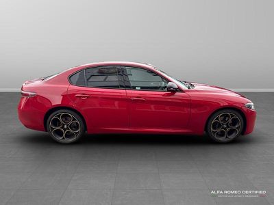 Used Alfa Romeo Giulia 276 HP (202 kW) 2025 Red Sedan
