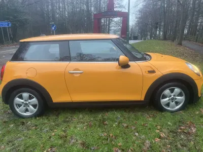 Used Mini ONE Hatch 102 HP (75 kW) 2015 Orange Hatchback