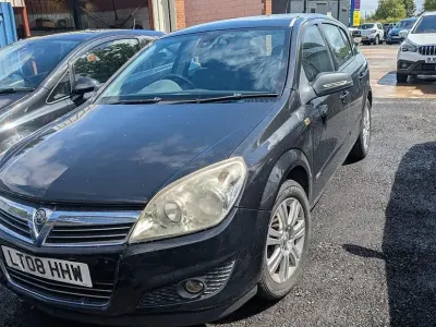 Used Vauxhall Astra Design Edition 138 HP (101 kW) 2008 Black Hatchback