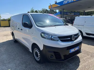 Used Vauxhall Vivaro drive 100 HP (73 kW) 2023 White MPV
