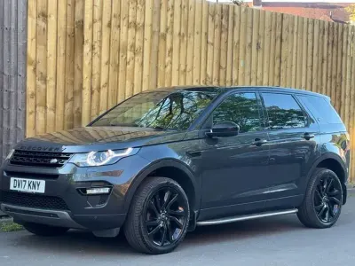 Second-hand Land Rover Discovery Sport HSE 180 CP (132 kW) 2017 SUV