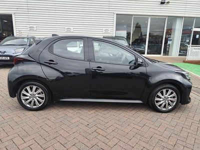 Used Toyota Yaris Hybrid 116 HP (85 kW) 2022 Eclipse black Hatchback