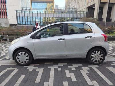 Silver Used 2007 Toyota Yaris T2 Hatchback | £1,450 (Good price)