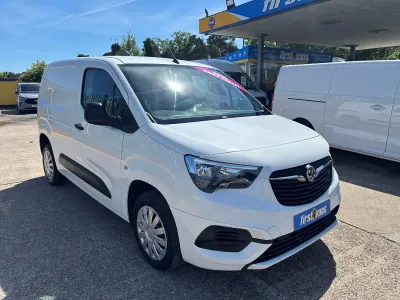 Used Vauxhall Combo Sportive 100 HP (73 kW) 2020 White MPV