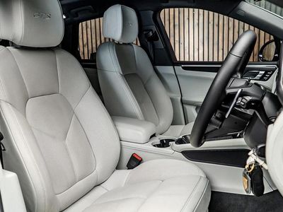 Used Porsche Macan 2022 Blue SUV