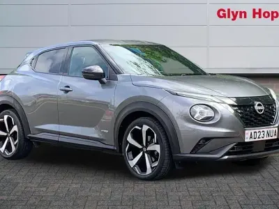 Usado Nissan Juke Tekna 143 HP (105 kW) 2023 Cinzento SUV