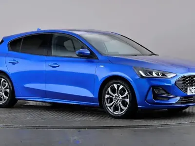 Used Ford Focus ST-Line 125 HP (91 kW) 2023 Blue Hatchback