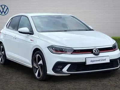 Begagnad VW Polo 207 HK (152 kW) 2022 Halvkombi