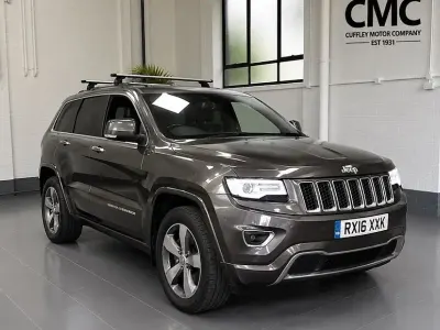 Usado Jeep Grand Cherokee Overland 2016 Gris SUV