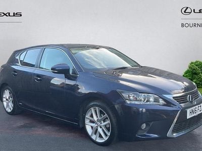 Lexus CT200h