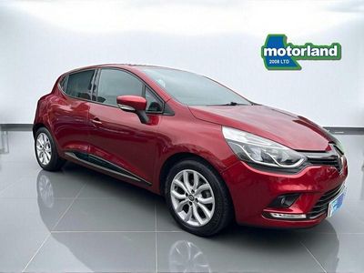 Red Used 2017 Renault Clio IV Dynamique Hatchback | £7,999 (Fair price)