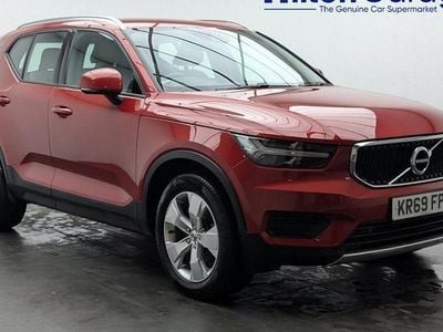 Used Volvo XC40 Momentum 163 HP (119 kW) 2021 SUV