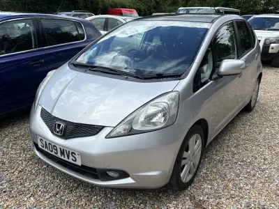 Używany Honda Jazz EX 100 KM (73 kW) 2009 Srebrny Hatchback
