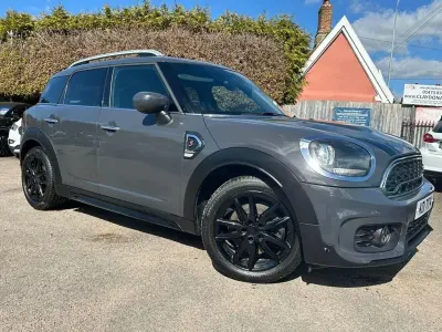Usado Mini Cooper S Sport 192 CV (141 kW) 2019 Gris Utilitario