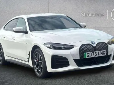 Usado BMW i4 M Sport 207 kW (282 CV) 2025 Blanco Berlina