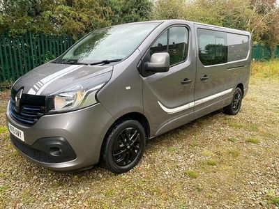Grey Used 2019 Renault Trafic MPV | £13,990