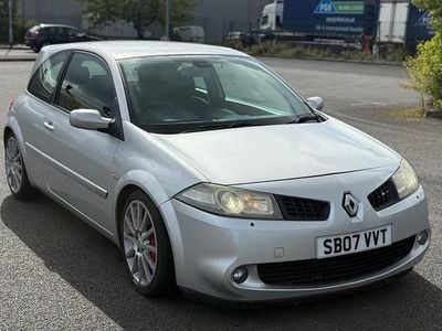 Used Renault Mégane II 225 HP (165 kW) 2007 Silver Hatchback