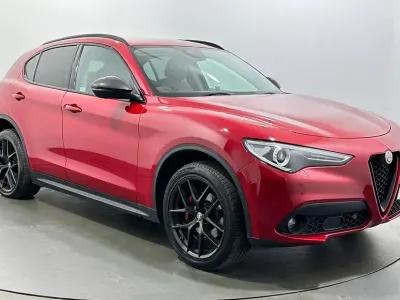 Begagnad Alfa Romeo Stelvio 190 HK (139 kW) 2020 Röd SUV