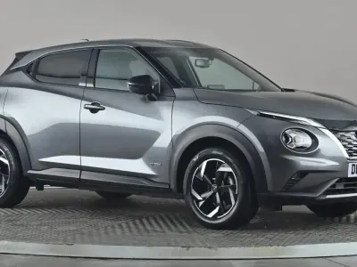 Used Nissan Juke N-Connecta 143 HP (105 kW) 2023 Grey SUV