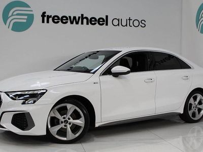 Używany Audi A3 S-Line 150 KM (110 kW) 2023 Biały Sedan/Limuzyna