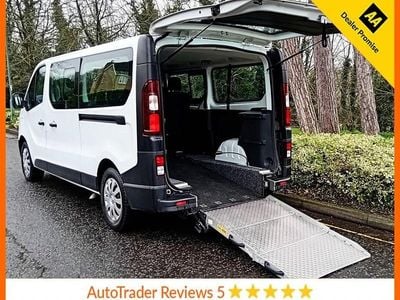 Begagnad Renault Trafic Business 2020 Vit Minibuss