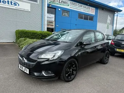 Used Vauxhall Corsa SRi 90 HP (66 kW) 2016 Black Hatchback