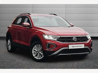 Used VW T-Roc Life 150 HP (110 kW) 2023 Kings red SUV