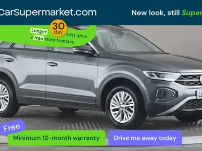 Usado VW T-Roc Life 150 HP (110 kW) 2023 Cinzento SUV