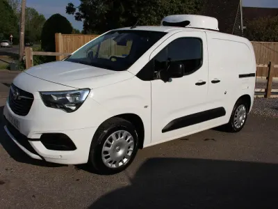 Używany Vauxhall Combo Sportive 2021 Biały Minivan